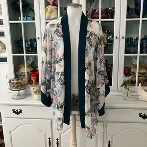 Xhilaration Coverup Kimono Tropical Print Sz M/L
